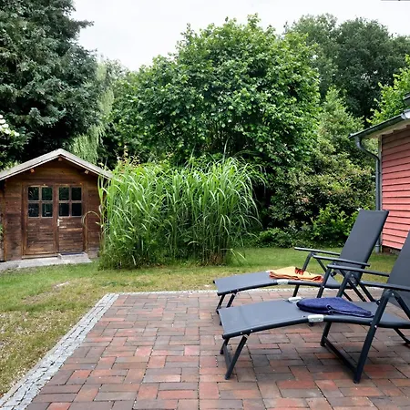 Tatil Evi Zwischen Den Seen Wiefelstede