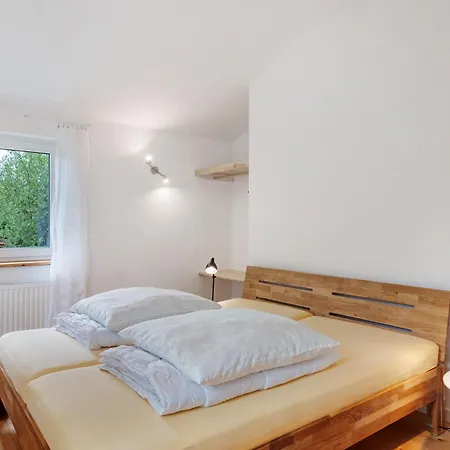 Zwischen Den Seen Tatil Evi